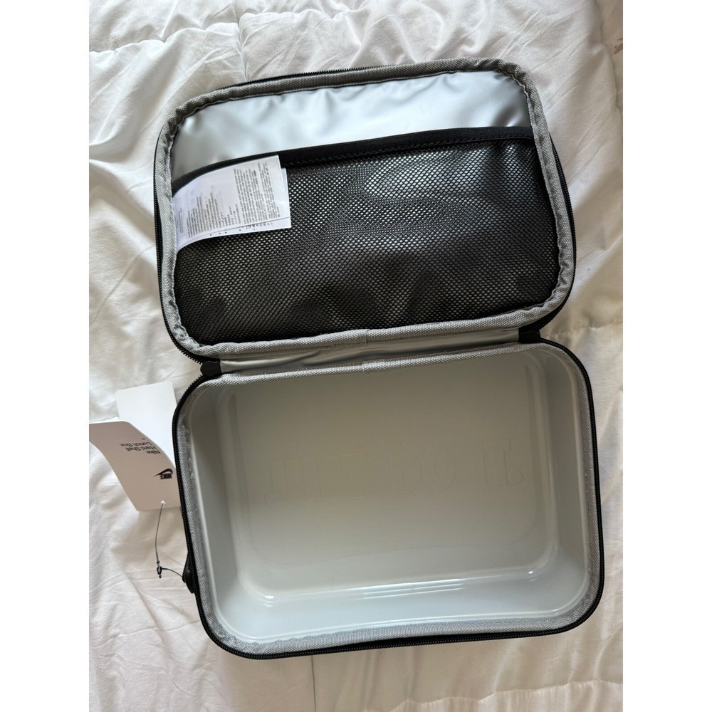 New Nike Futura Fuel Pack Lunch Box Insulated Hard Shell Black Camo School - Picture 5 of 11